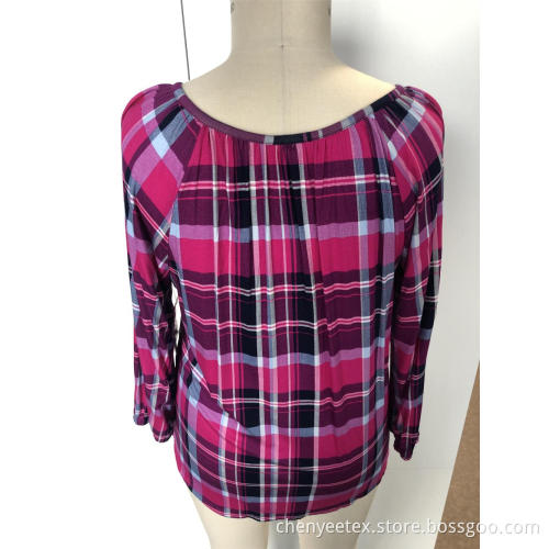 V-neck checked striped shirt